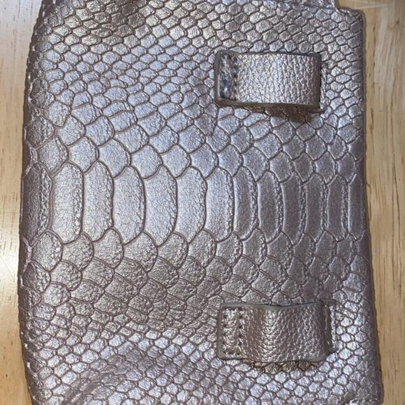 Handbag by BeBe - Picture 3 of 5